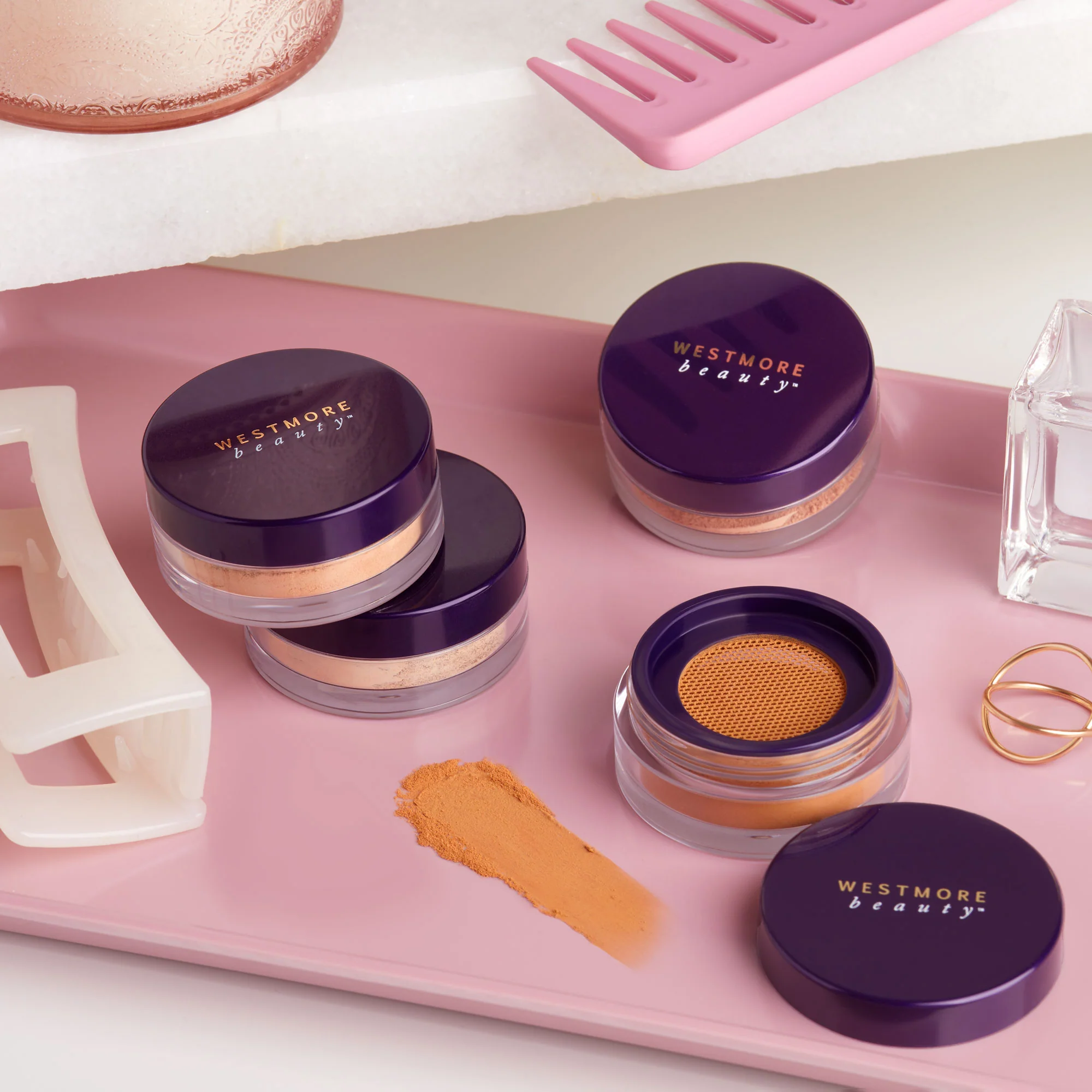 Powder-to-Cream Concealer - Image 5
